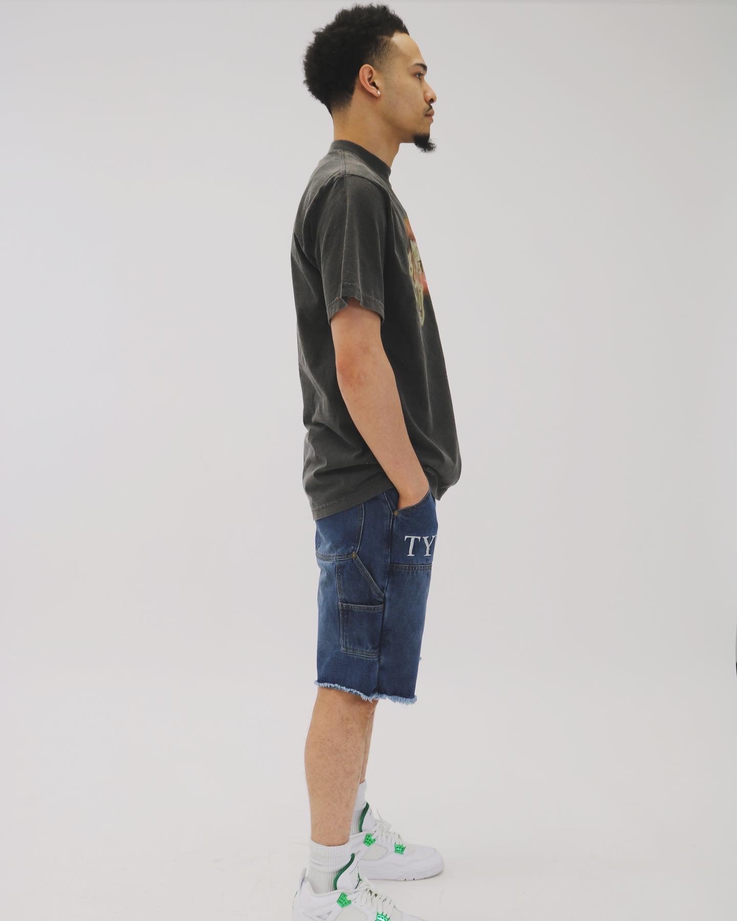 DENIM SHORTS